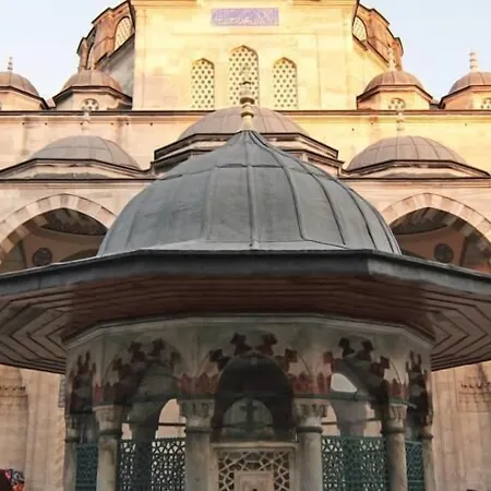 Center Ξενοδοχείο 2*