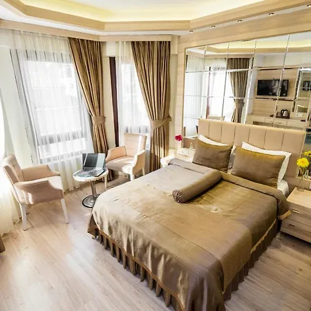 Center Hotel